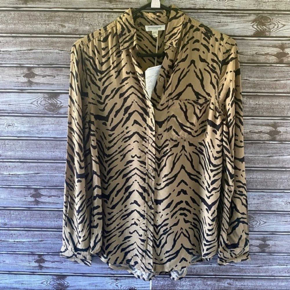 NWT Beachlunchlounge Animal‎ Print Button-Down Shirt Size XS